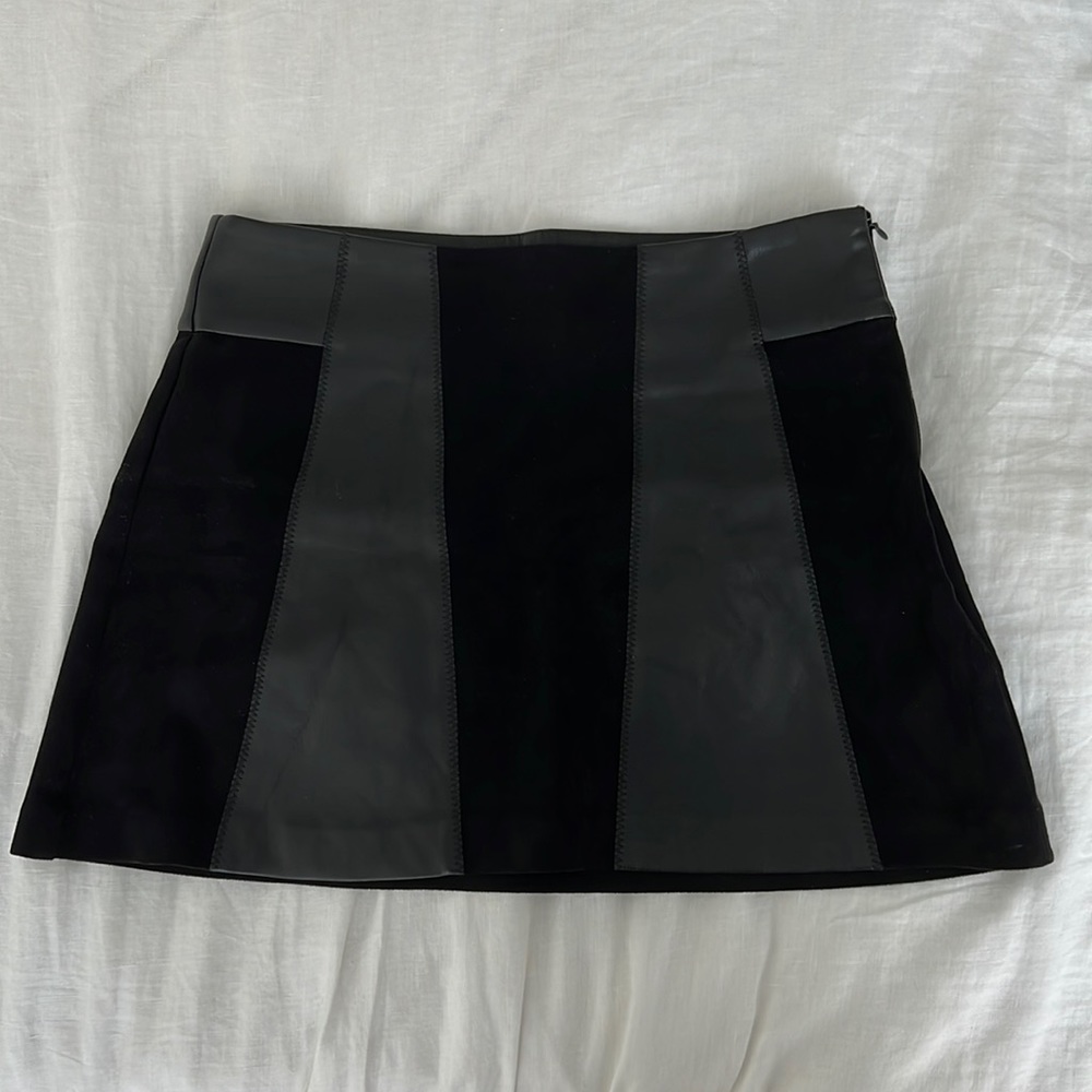 Black leather & suede Zara mini skirt